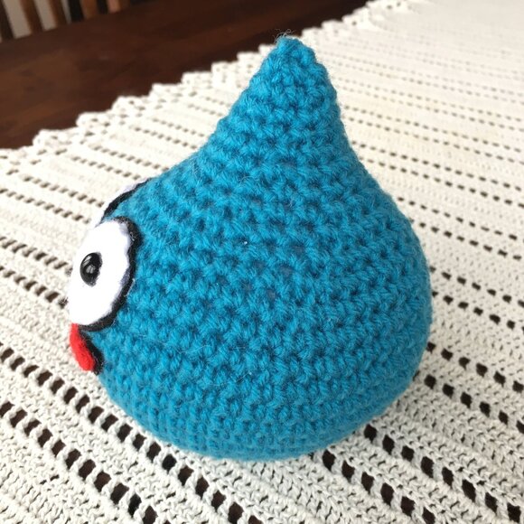 Slime Amigurumi inspired on Dragon Quest | Handmade Crochet Dragon Quest Slime - Picture 7 of 9
